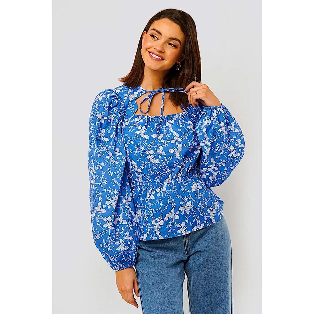 NA-KD Boho, Flores Scalloped Neckline Blouse